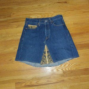 Raw hem artisan jean skirt Levis Size S